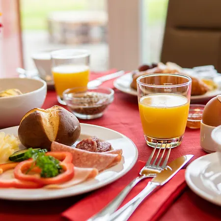 فندق Haas-hotel Am Turm روتفايل