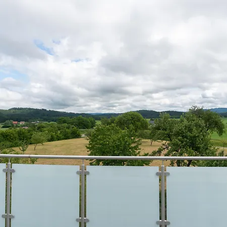 Haas-hotel Am Turm 3* 로뜨바일